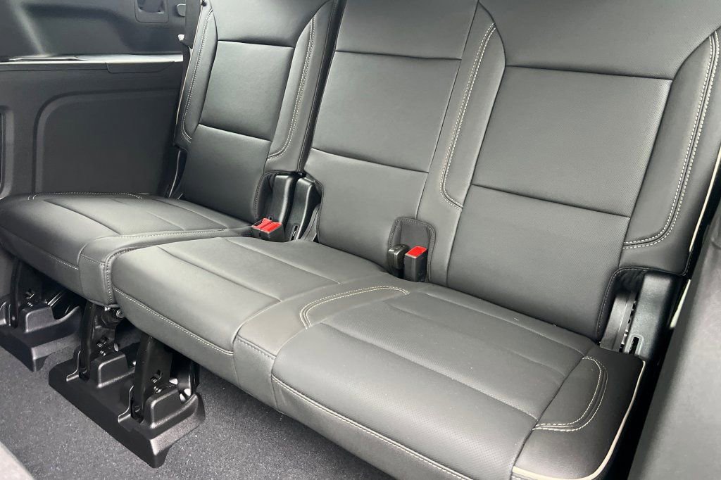 New 2026 GMC Yukon XL Elevation image 12