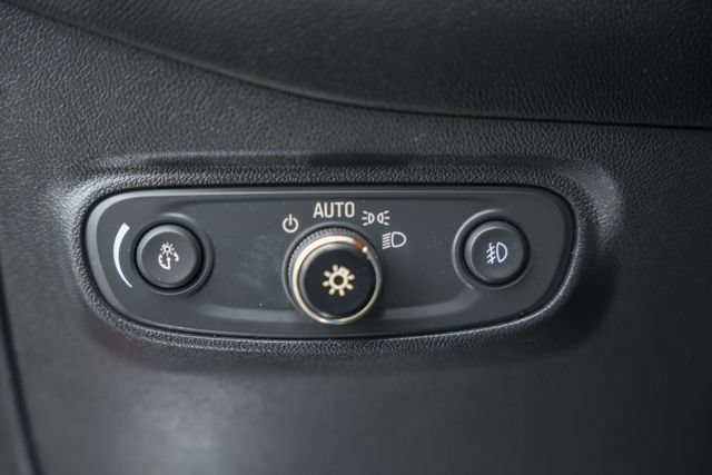 Used 2018 Chevrolet Equinox Premier AWD/4WD image 43