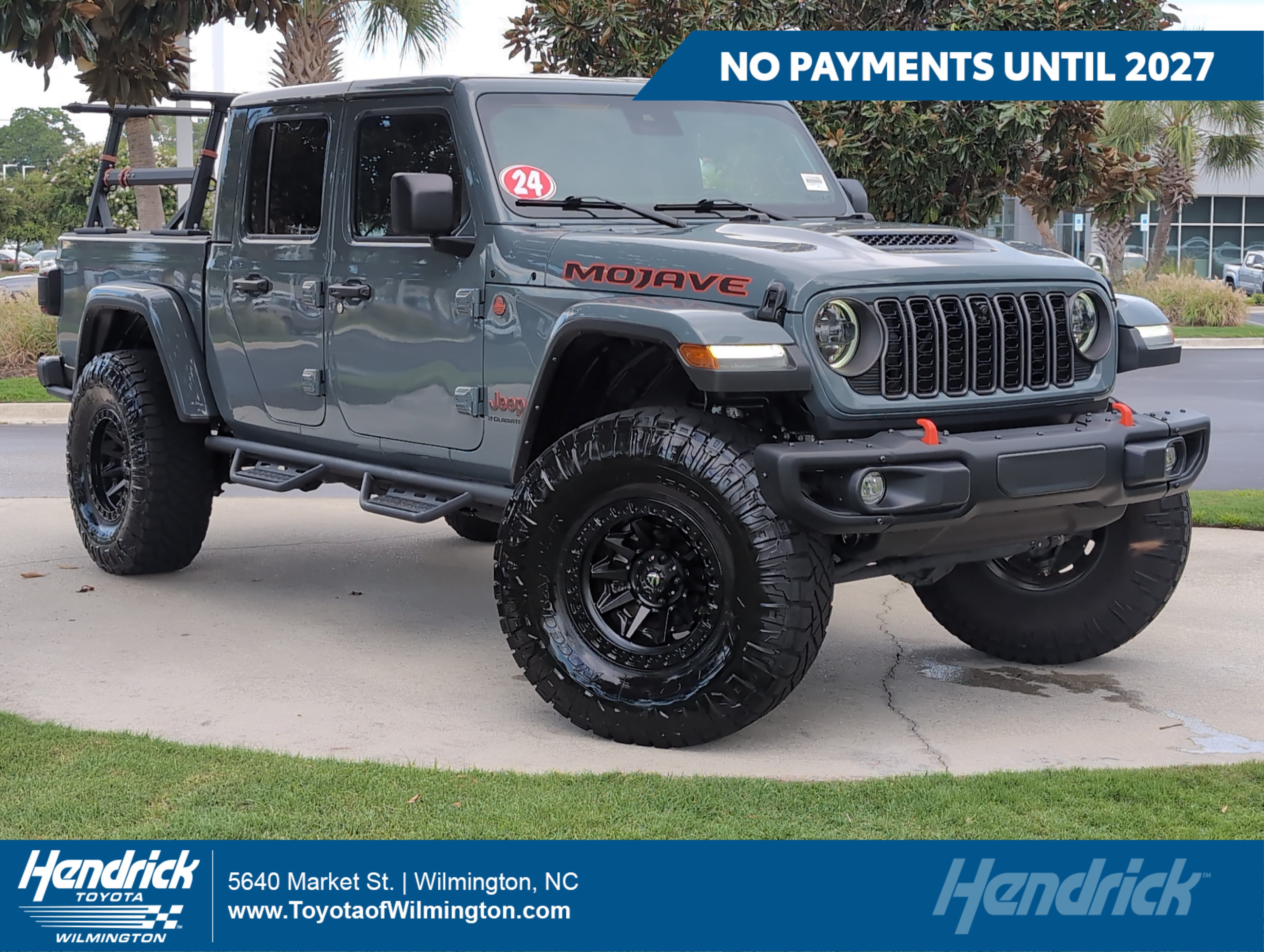 Used 2024 Jeep Gladiator Mojave AWD/4WD image 1