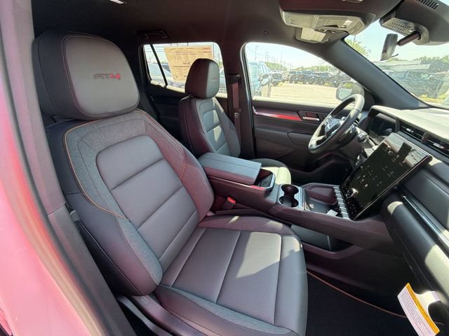New 2026 GMC Terrain AT4 w/ LPO, Black Badging Package AWD/4WD image 20