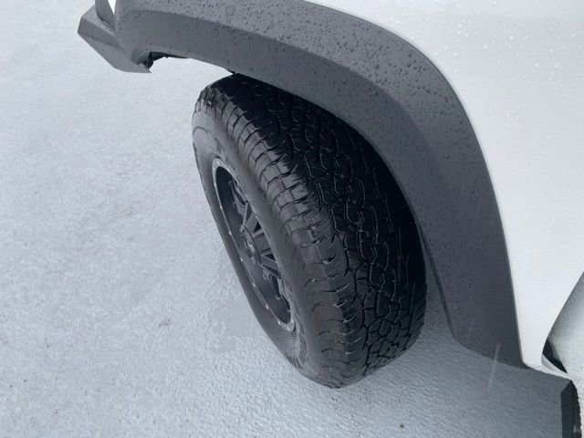 Used 2023 Toyota Tacoma TRD Off-Road image 24