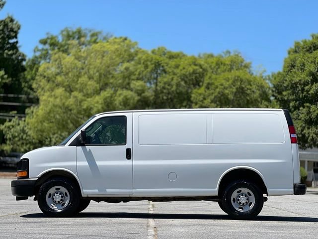 Used 2016 Chevrolet Express 2500 RWD image 8