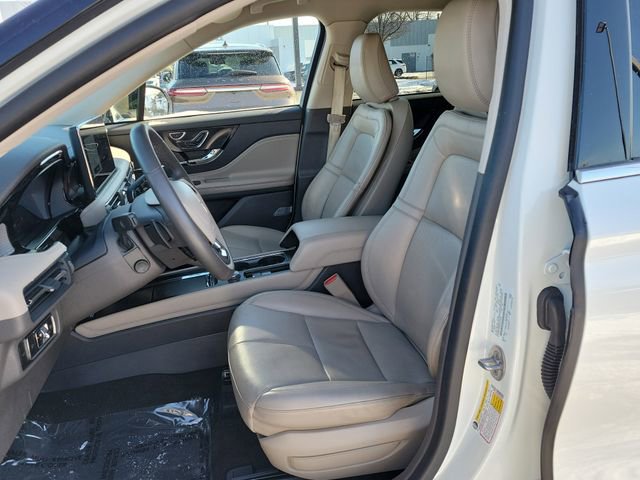 Certified 2023 Lincoln Corsair AWD w/ Equipment Group 101A image 7