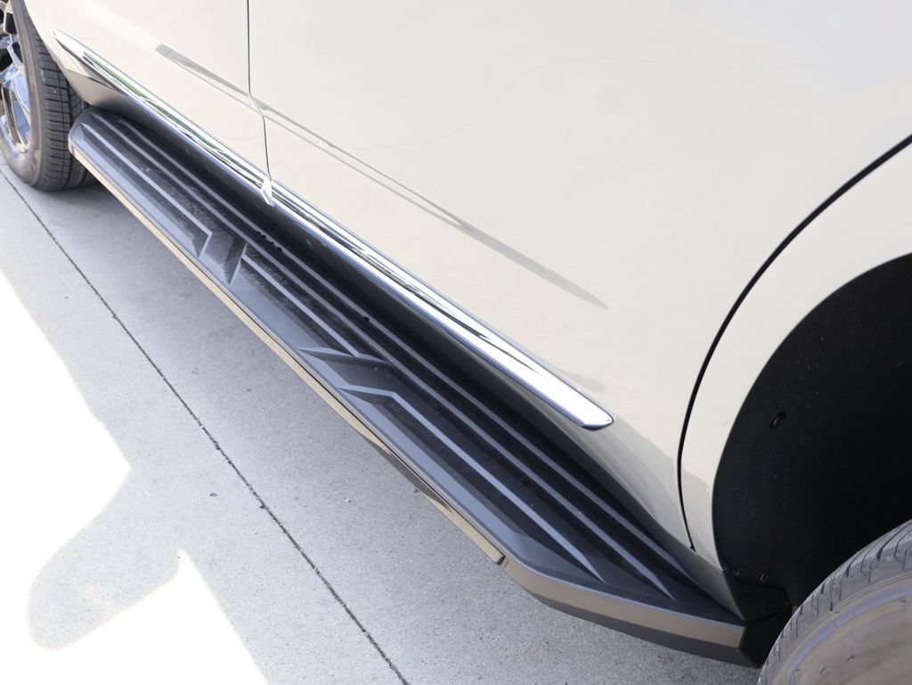 New 2026 GMC Yukon Elevation AWD/4WD image 10