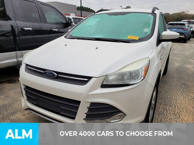 Used 2015 Ford Escape SE w/ Equipment Group 201A image 3