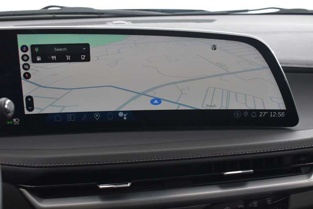 Used 2024 Cadillac XT4 Luxury w/ Cold Weather Package image 22