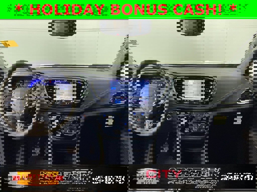 New 2026 Chrysler Pacifica Limited w/ S Appearance Package image 29