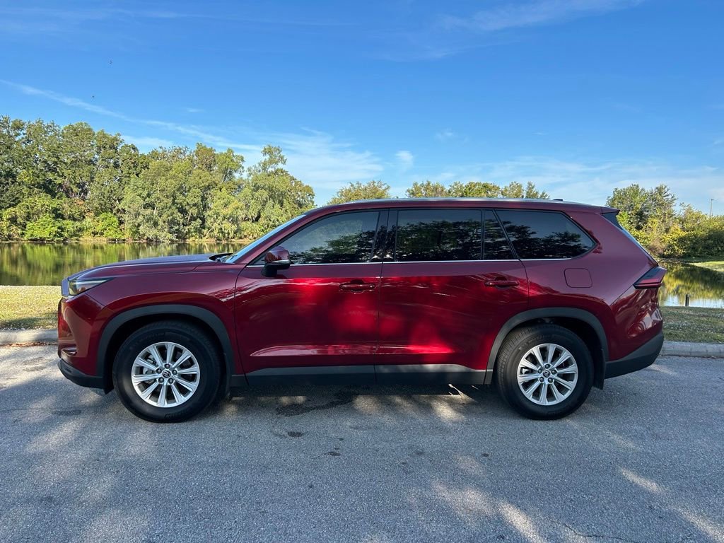 Certified 2025 Toyota Grand Highlander AWD Hybrid image 2