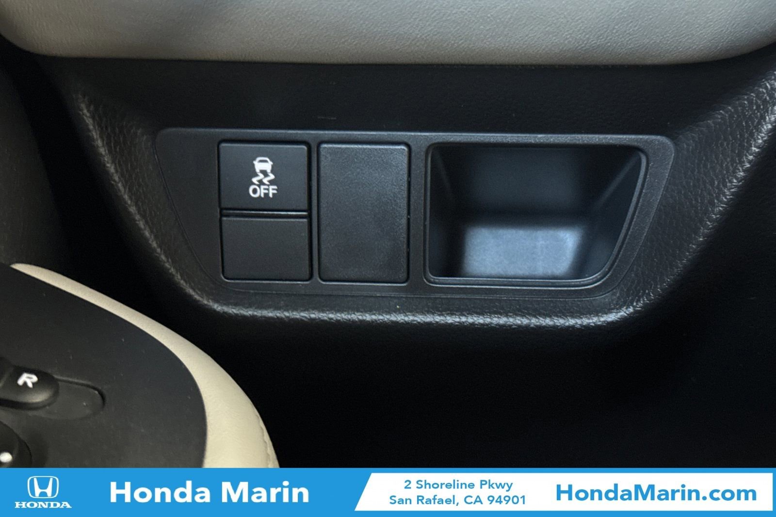 Certified 2025 Honda HR-V LX image 33
