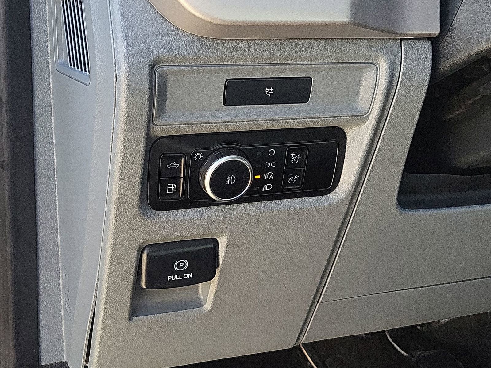Used 2023 Ford F150 XLT w/ Equipment Group 301A Mid AWD/4WD image 18