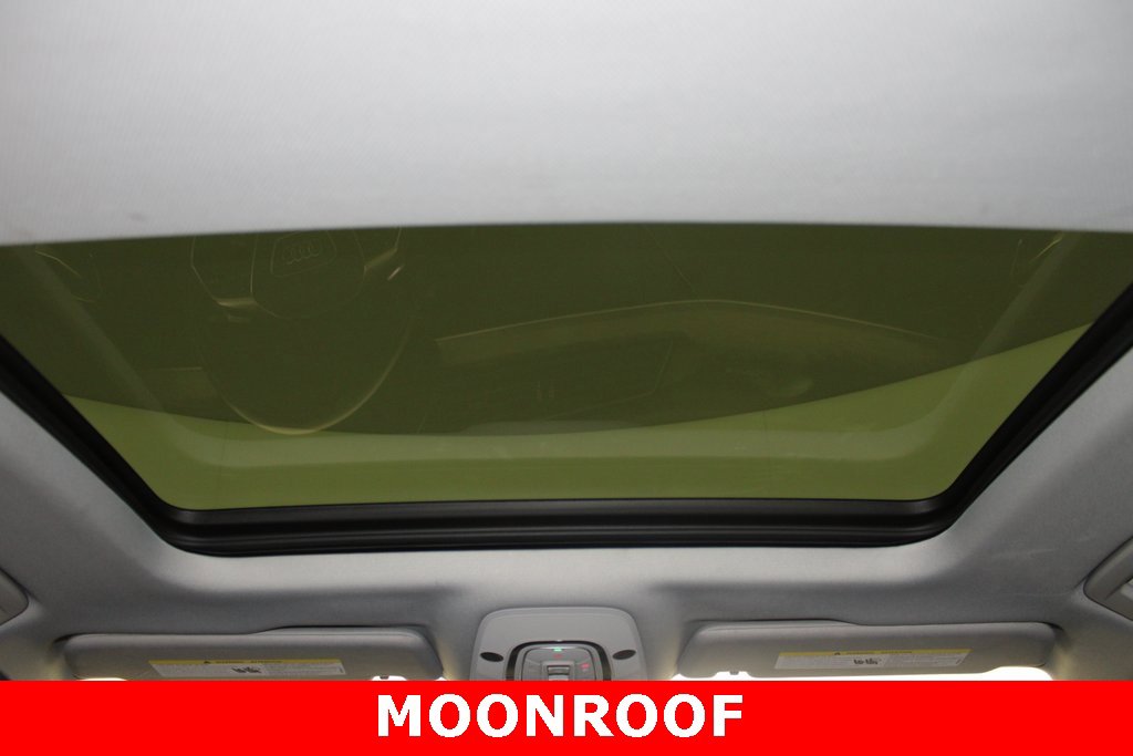 Used 2021 Audi e-tron Premium Plus w/ Premium Plus Package image 15