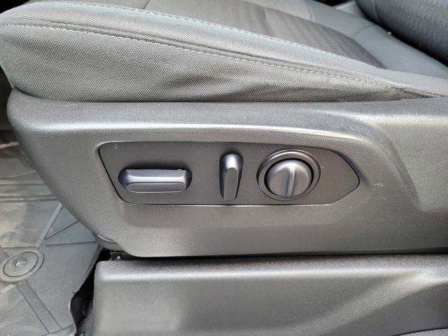 Used 2021 Chevrolet Silverado 1500 LT w/ Fleet Comfort Package image 13