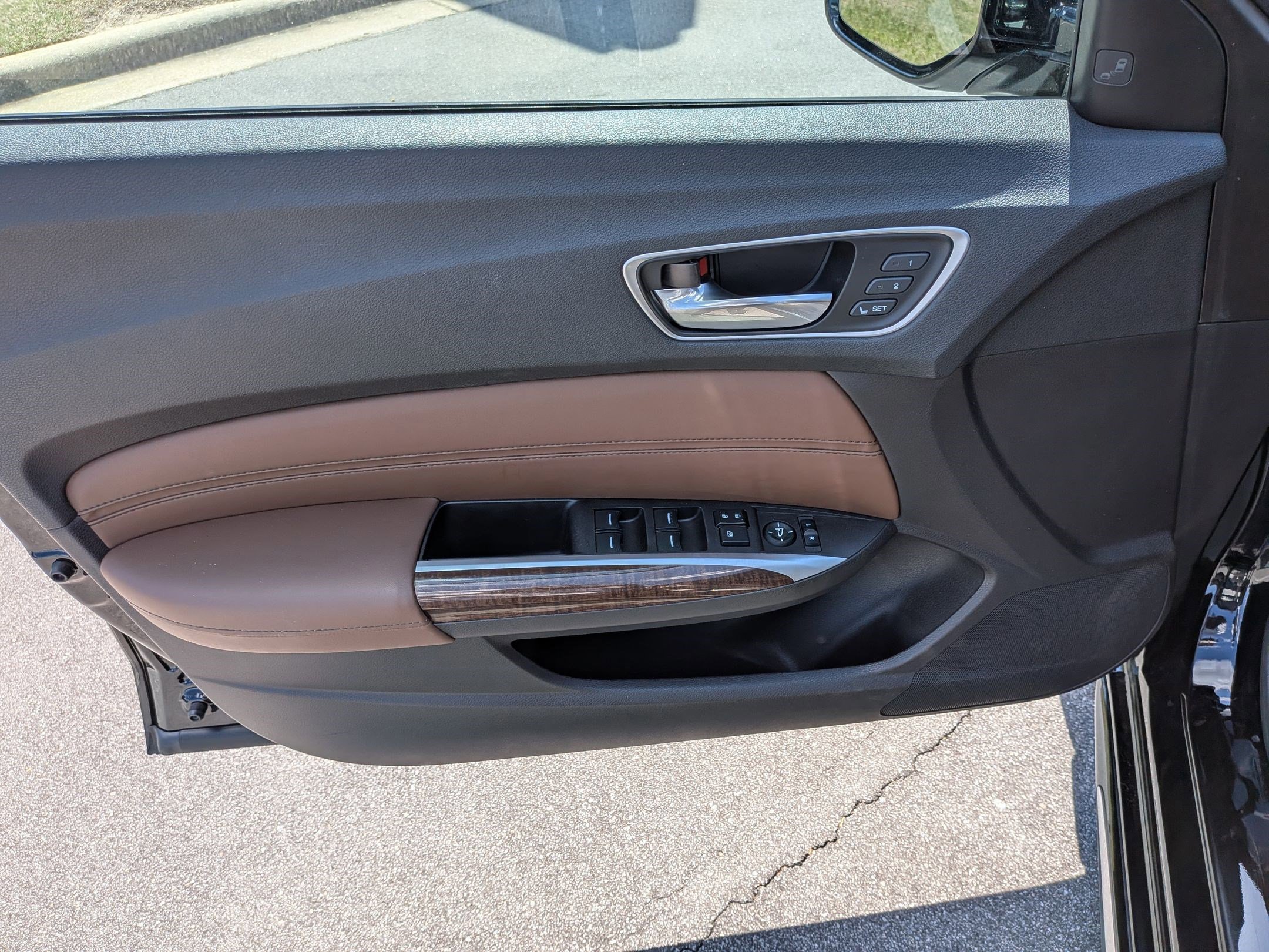 Used 2018 Acura TLX V6 w/ Technology Package image 12