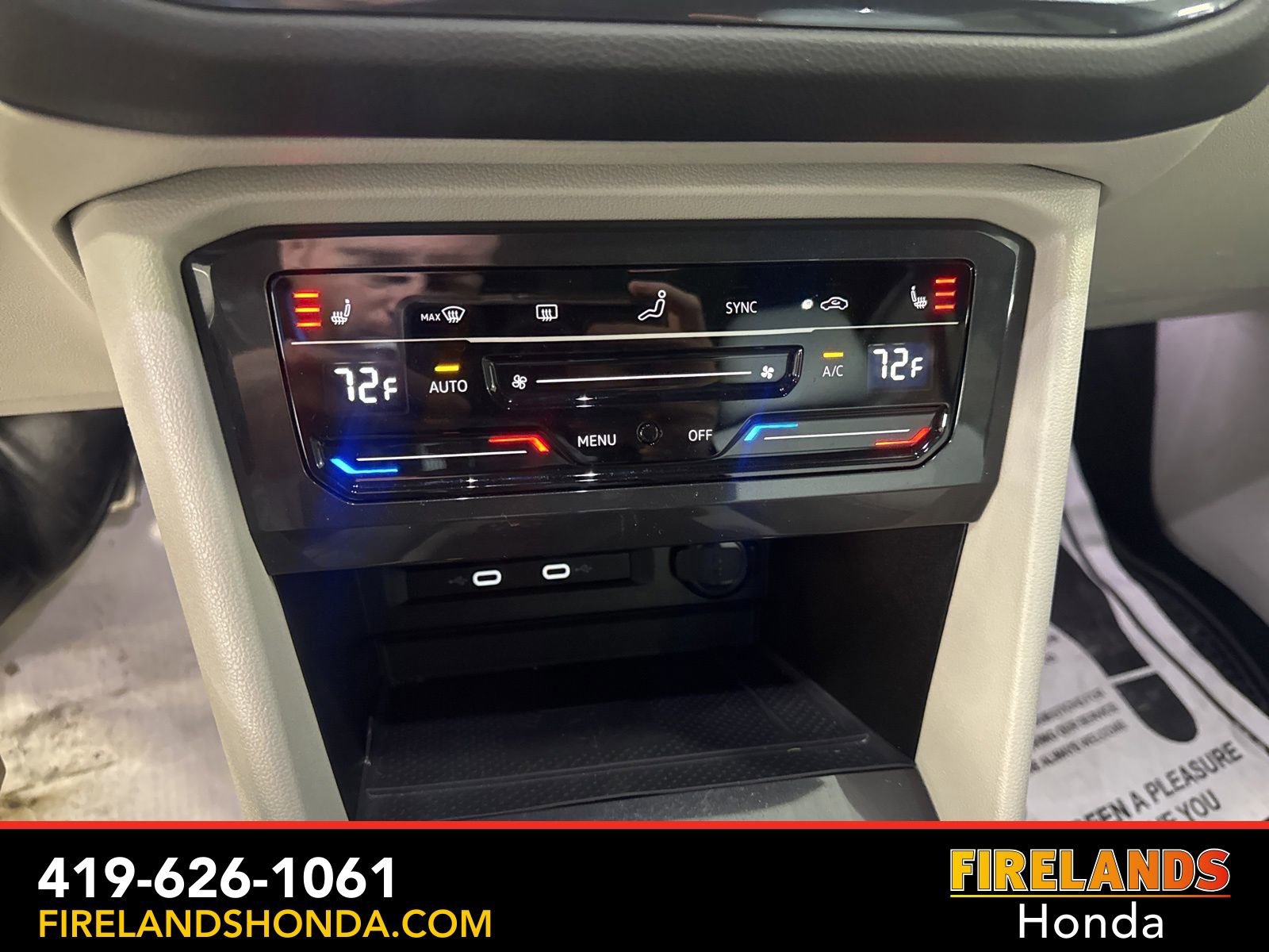 Used 2023 Volkswagen Tiguan SE R-Line image 22