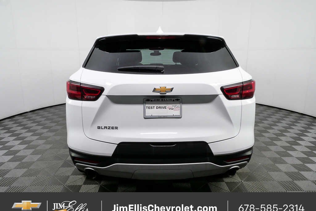 Certified 2025 Chevrolet Blazer LT FWD image 27