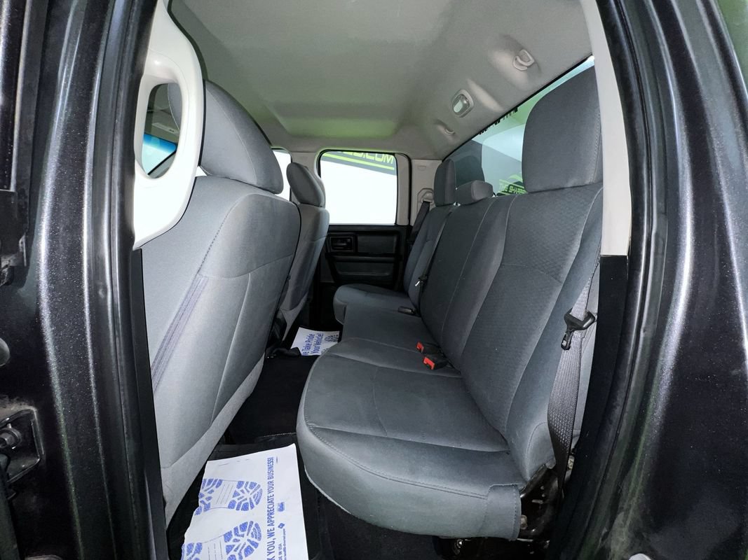 Used 2018 RAM 1500 Express RWD image 25
