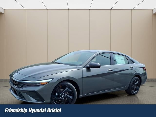 New 2026 Hyundai Elantra SEL Sport FWD image 1