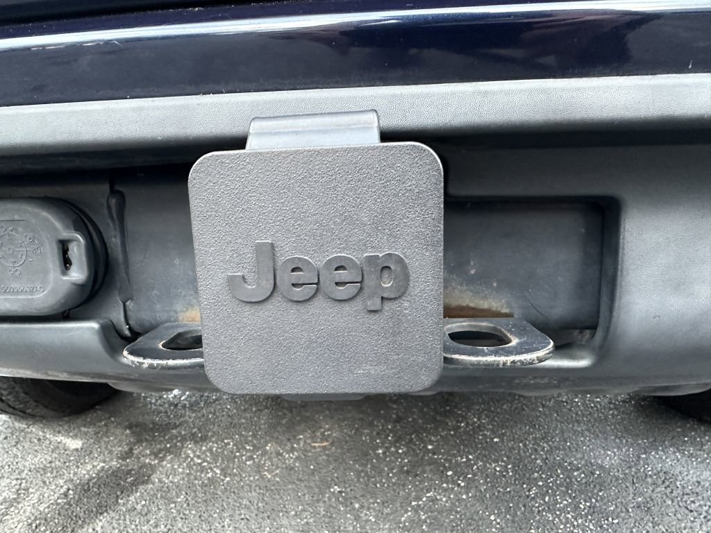 Used 2014 Jeep Grand Cherokee Overland w/ Advanced Technology Group AWD/4WD image 10