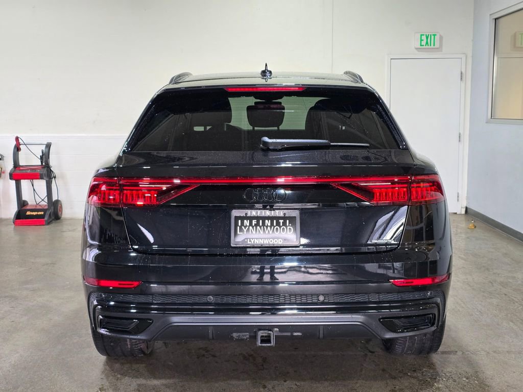 Used 2020 Audi Q8 Premium Plus w/ Premium Plus Package image 5