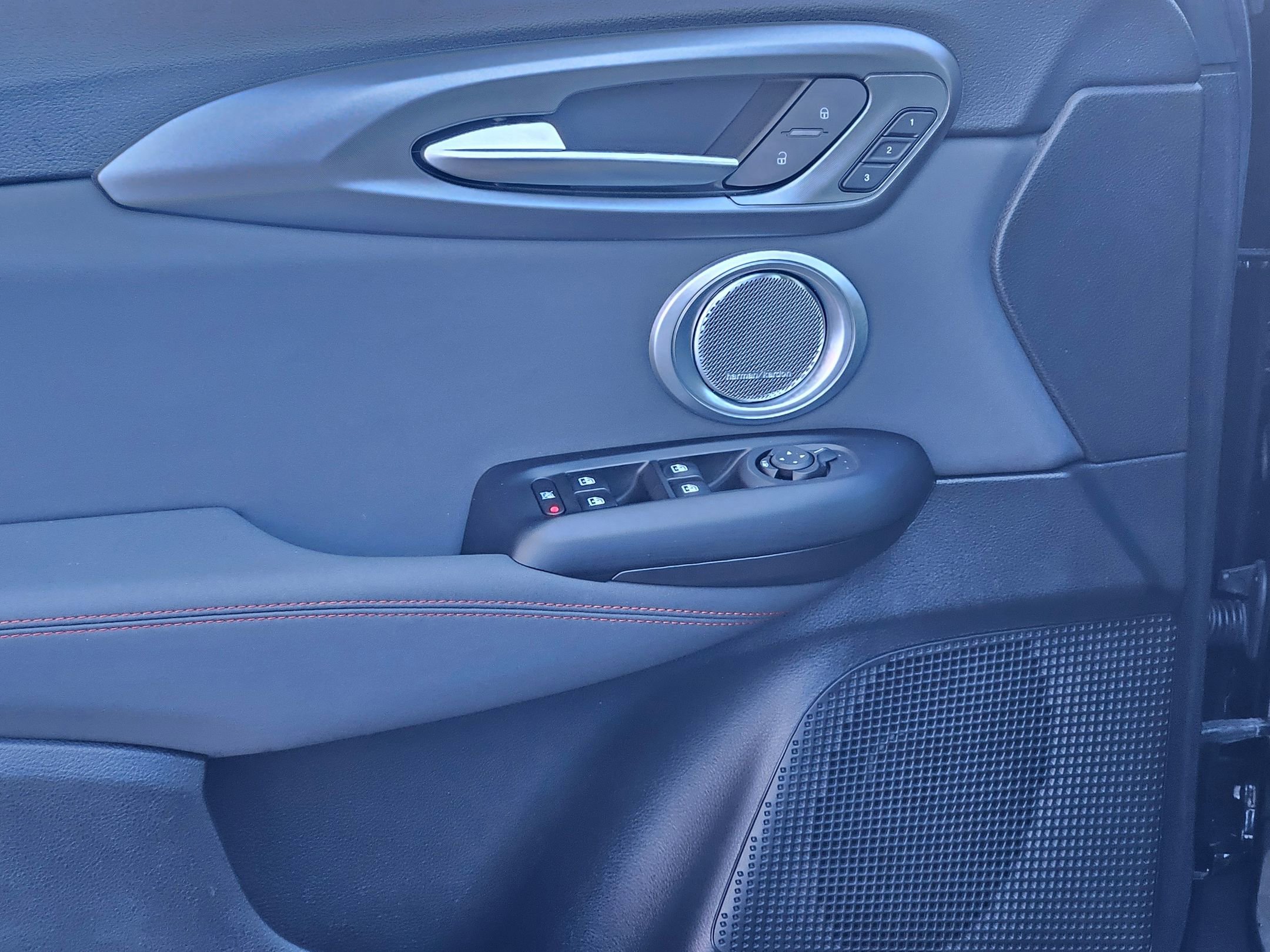 Used 2024 Dodge Hornet R/T Plus w/ Tech Pack Plus w/o Parking image 19