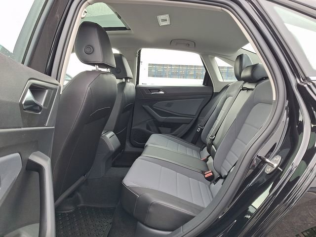 New 2026 Volkswagen Jetta SE image 5