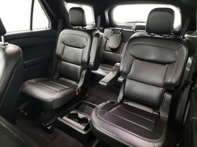 Used 2020 Ford Explorer XLT w/ Equipment Group 202A image 25