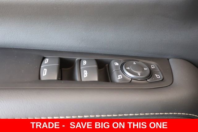 Used 2026 GMC Yukon XL Elevation image 16