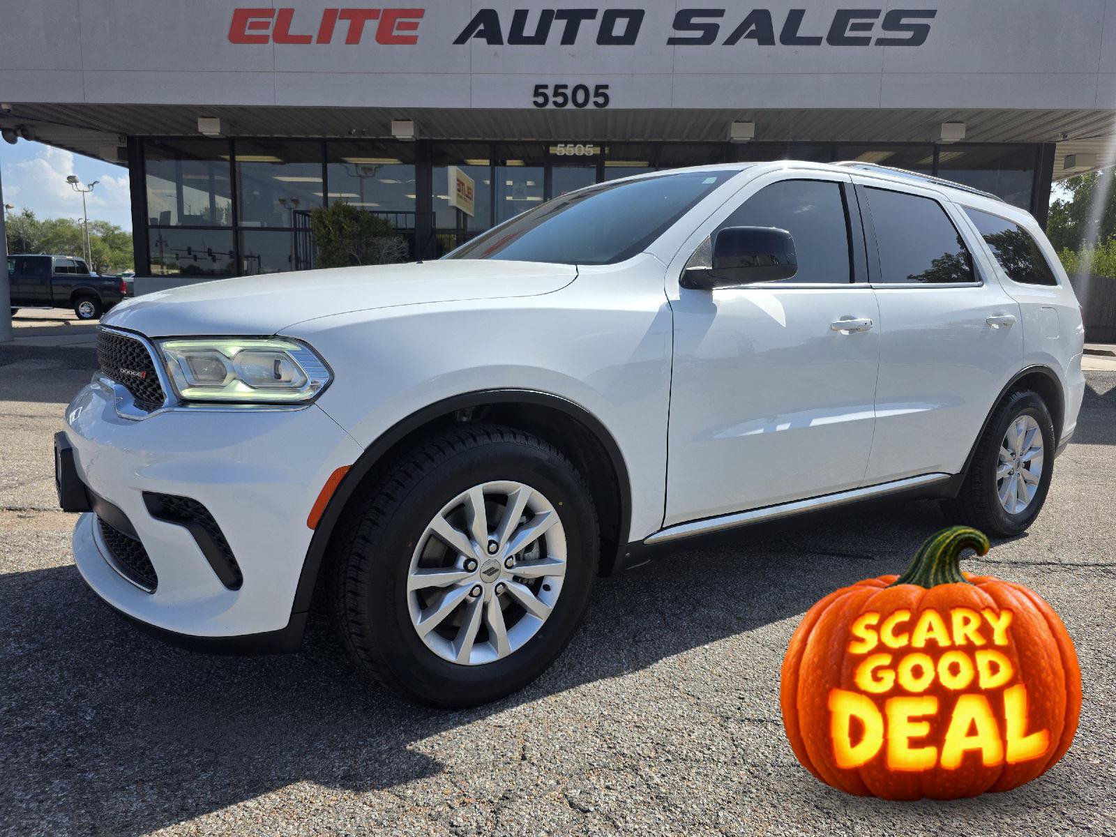 Used 2023 Dodge Durango SXT RWD image 1