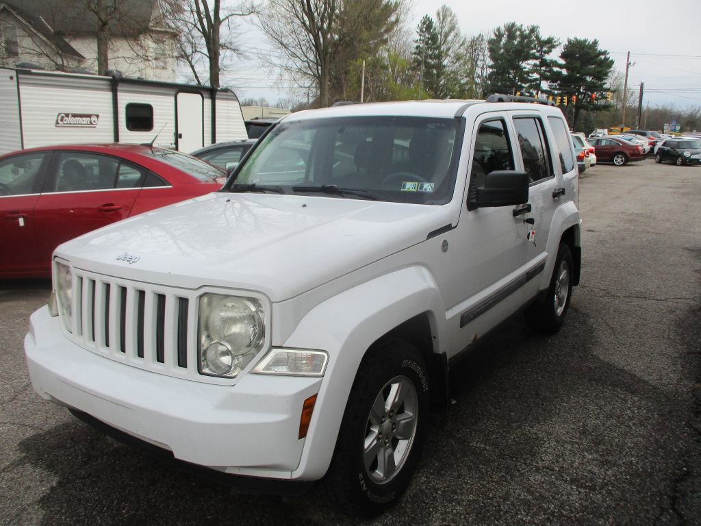 Used 2011 Jeep Liberty Sport w/ Popular Equipment Group image 2