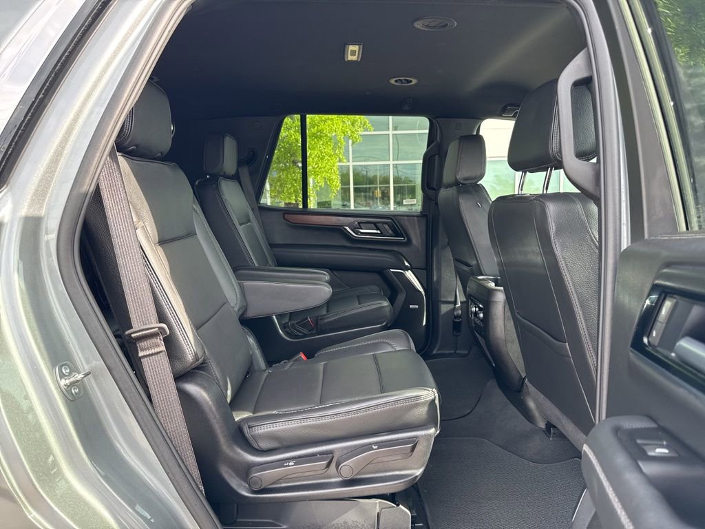 Used 2025 GMC Yukon Denali AWD/4WD image 22