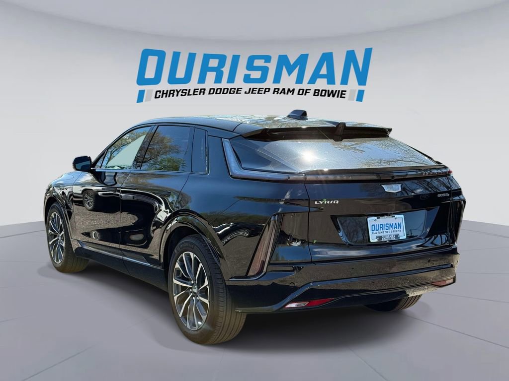 Used 2025 Cadillac Lyriq Sport image 4