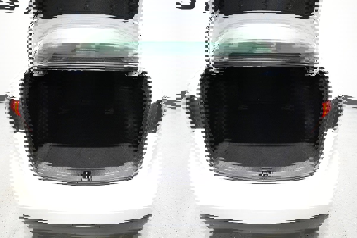 Used 2024 Toyota Corolla LE image 10