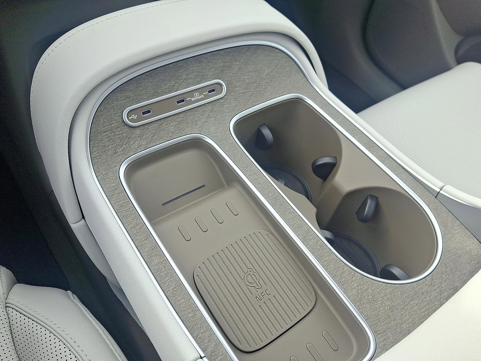 New 2026 Hyundai Palisade Limited image 17