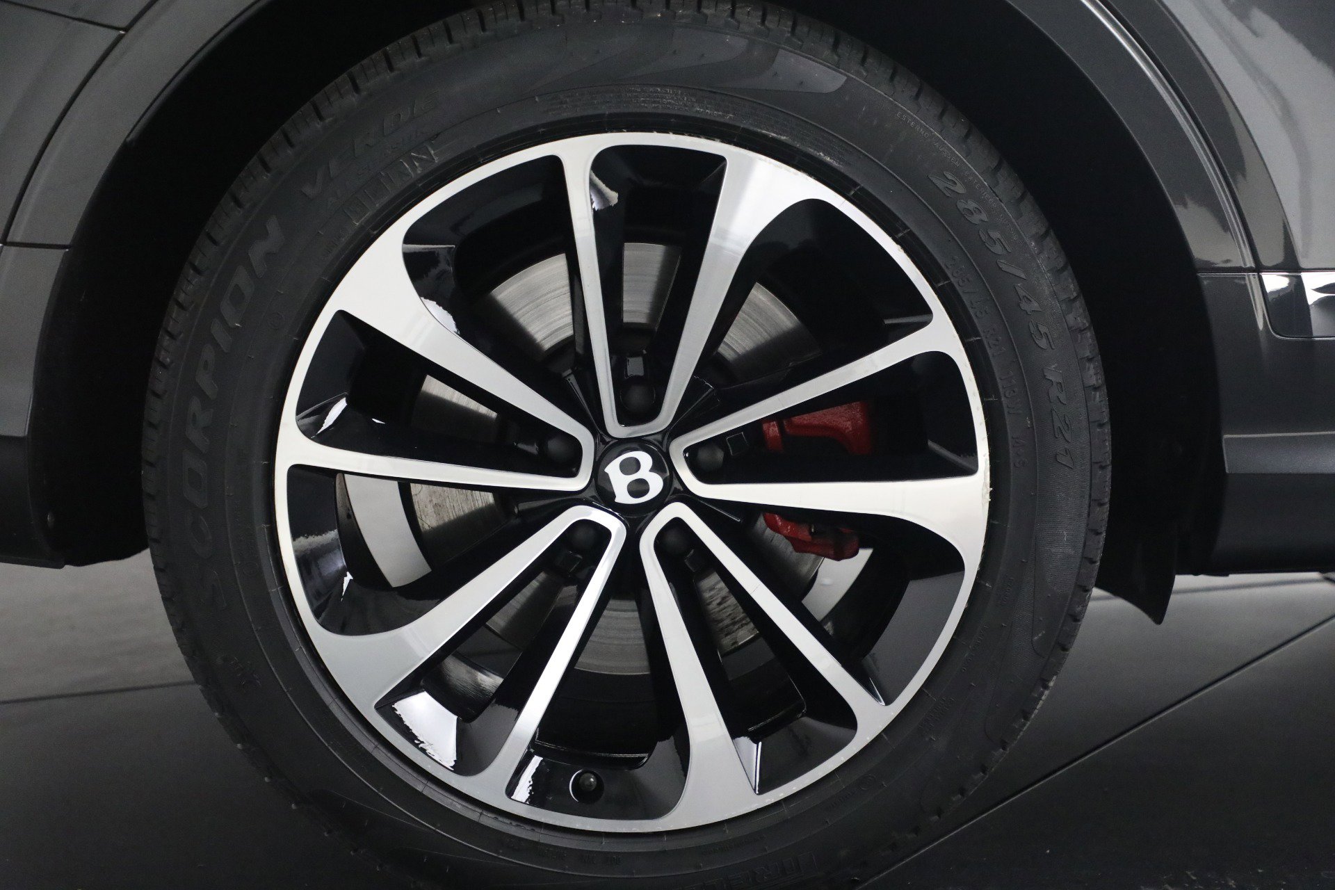 Certified 2021 Bentley Bentayga image 16