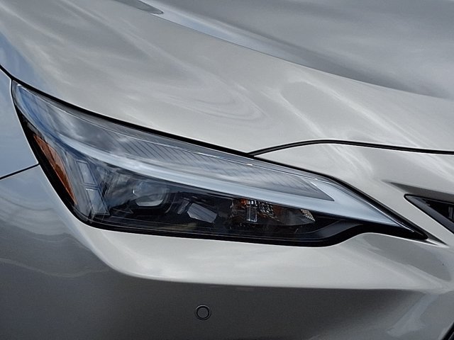 Used 2022 Lexus NX 350h AWD image 9
