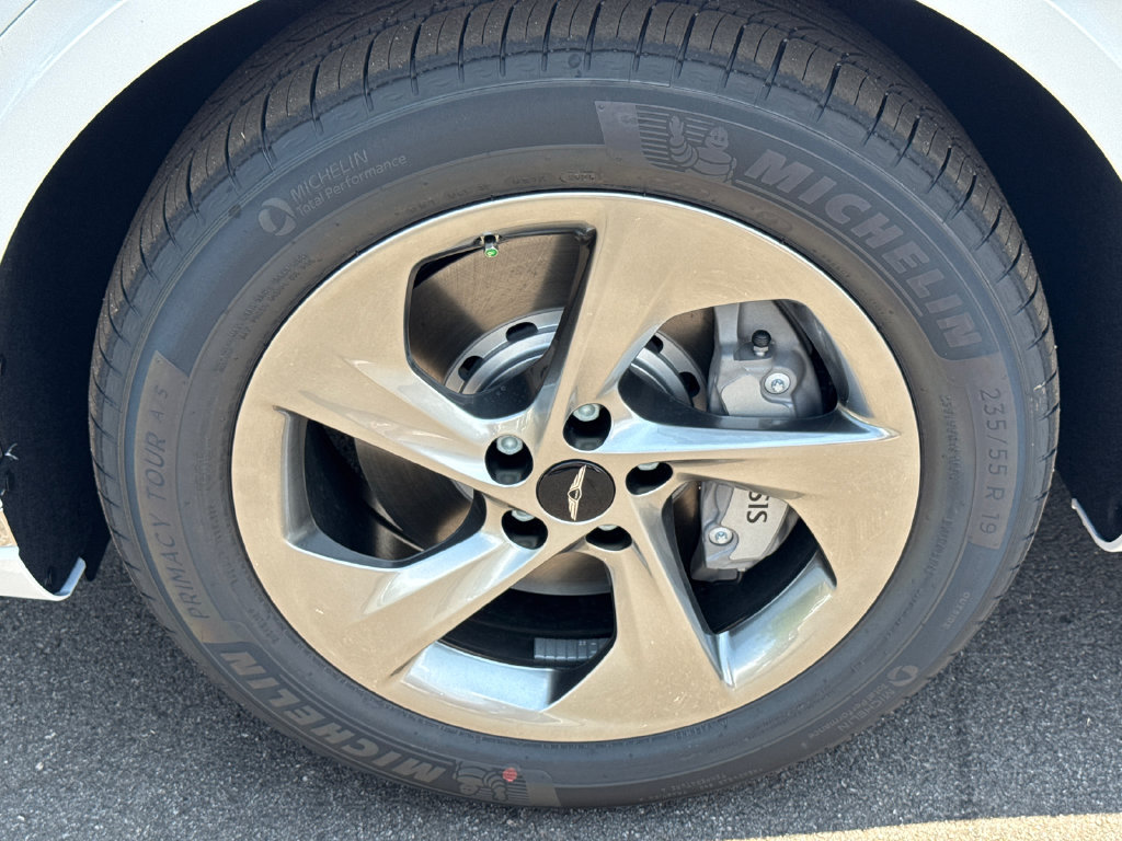 New 2026 Genesis GV70 2.5T Advanced AWD/4WD image 11