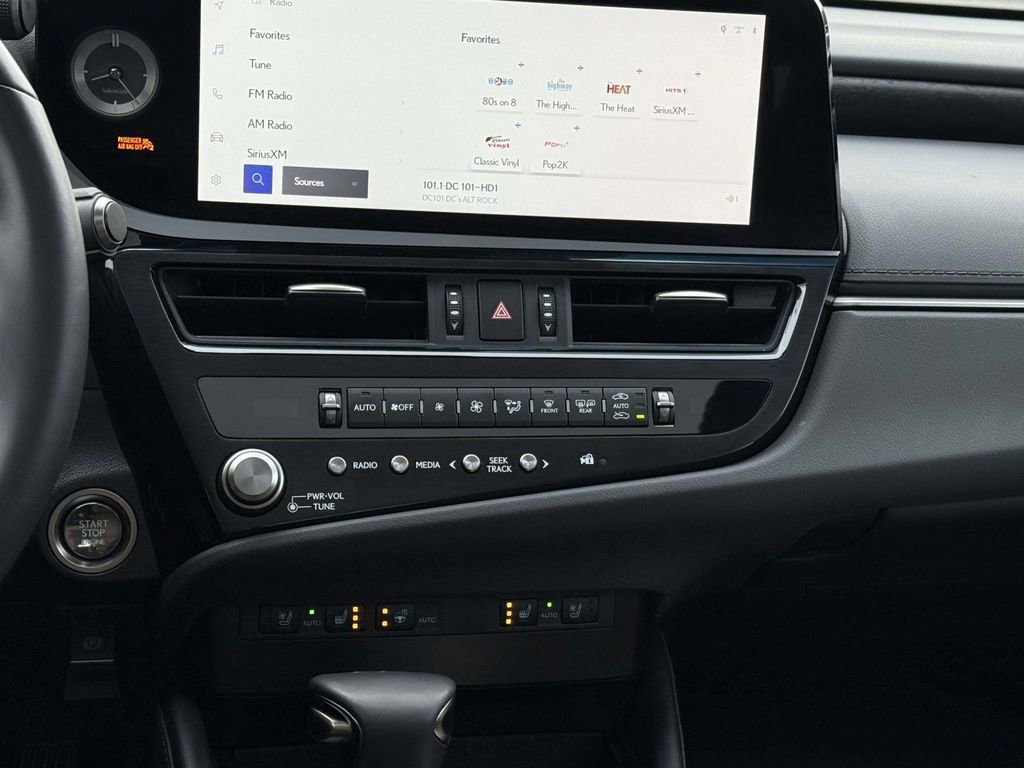 Used 2025 Lexus ES 350 w/ Premium Package image 18
