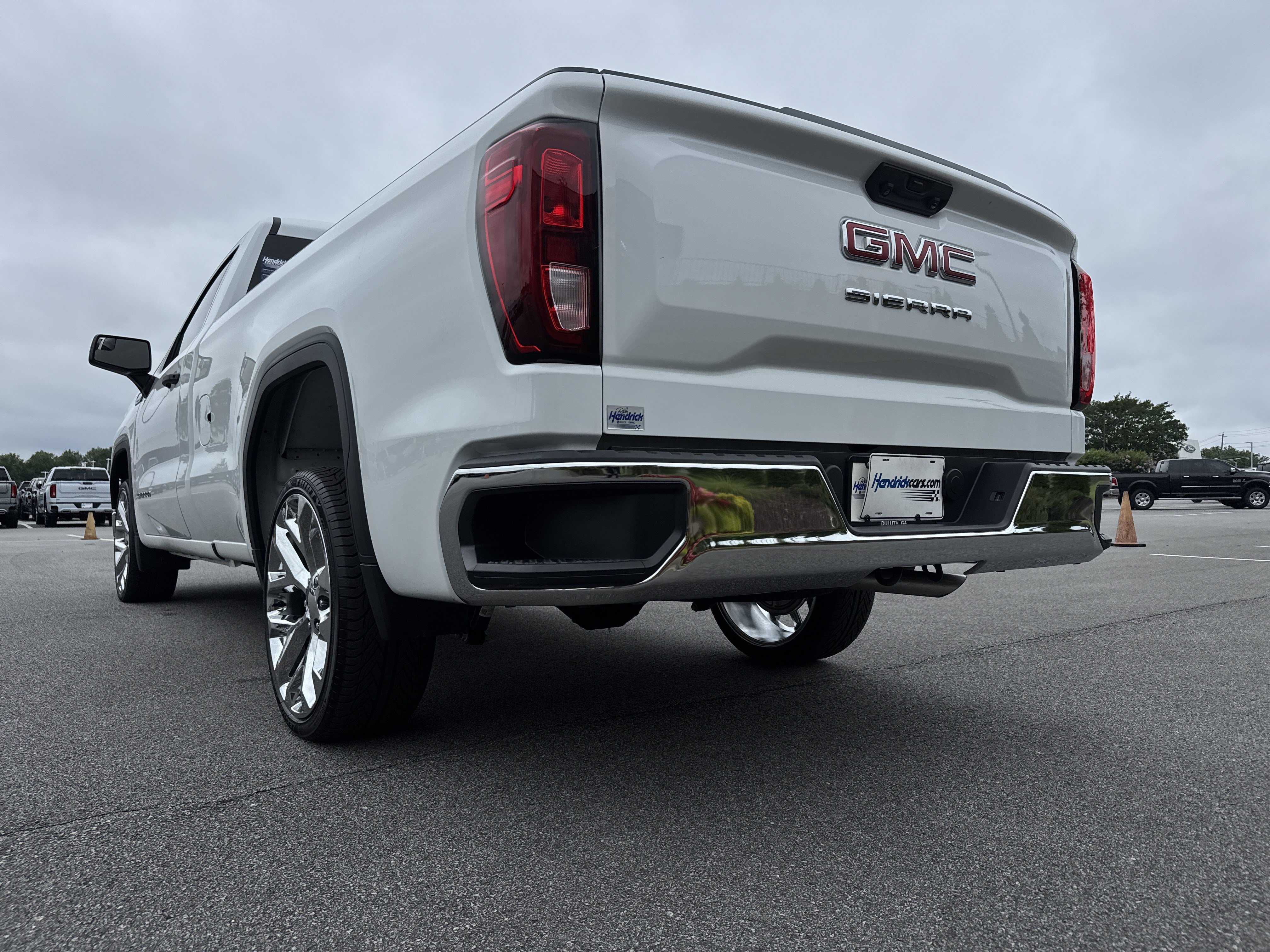Used 2025 GMC Sierra 1500 Pro w/ Convenience Package RWD image 10