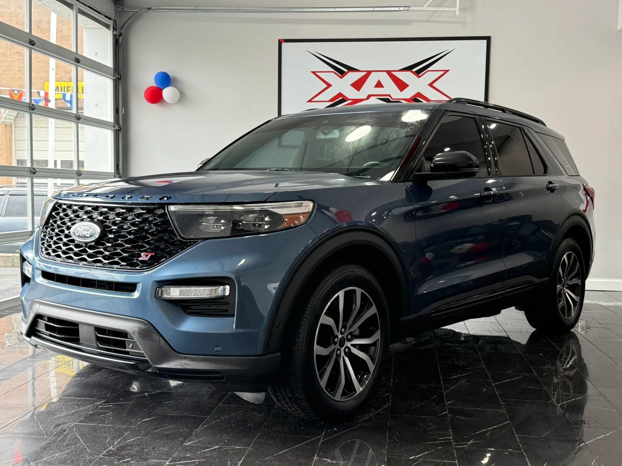 Used 2020 Ford Explorer ST AWD/4WD image 3