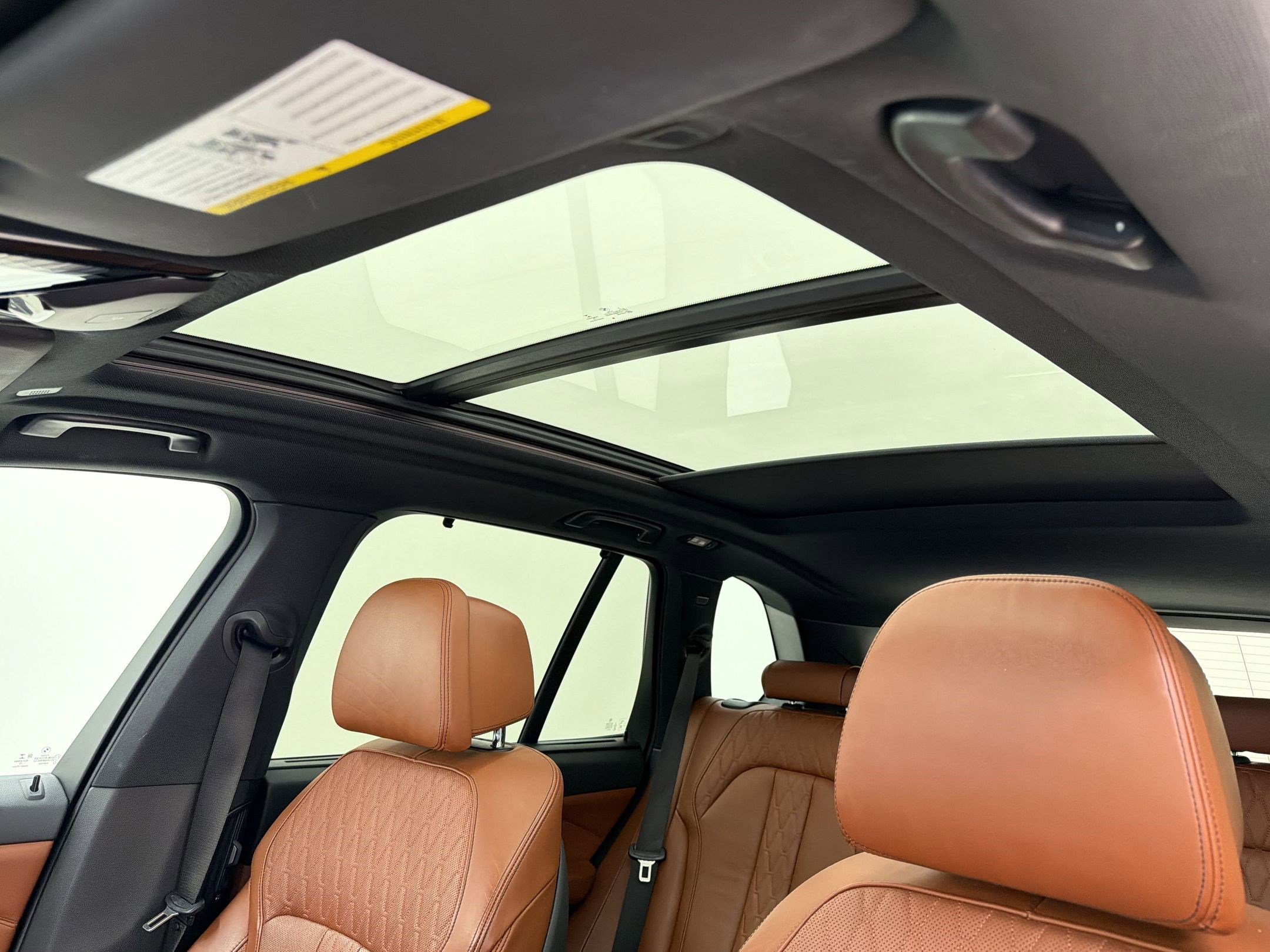 Used 2019 BMW X5 xDrive40i w/ M Sport Package AWD/4WD image 14