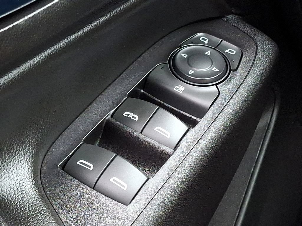 Used 2018 Chevrolet Equinox LT AWD/4WD image 24