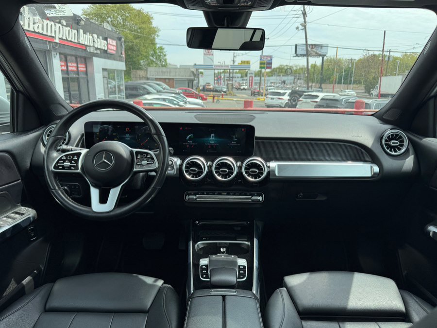 Used 2020 Mercedes-Benz GLB 250 4MATIC image 46
