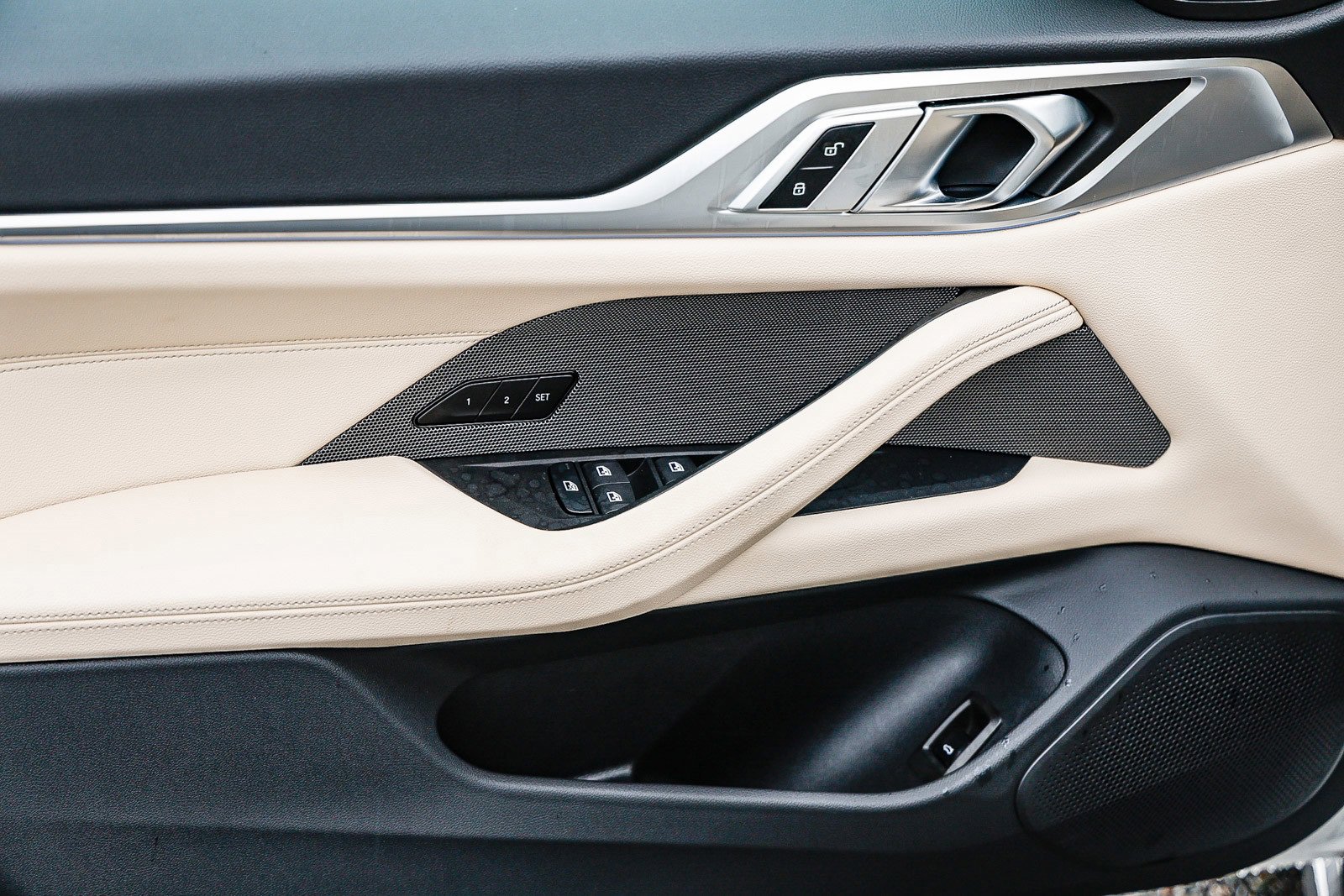 Used 2025 BMW i4 eDrive40 w/ Premium Package image 21