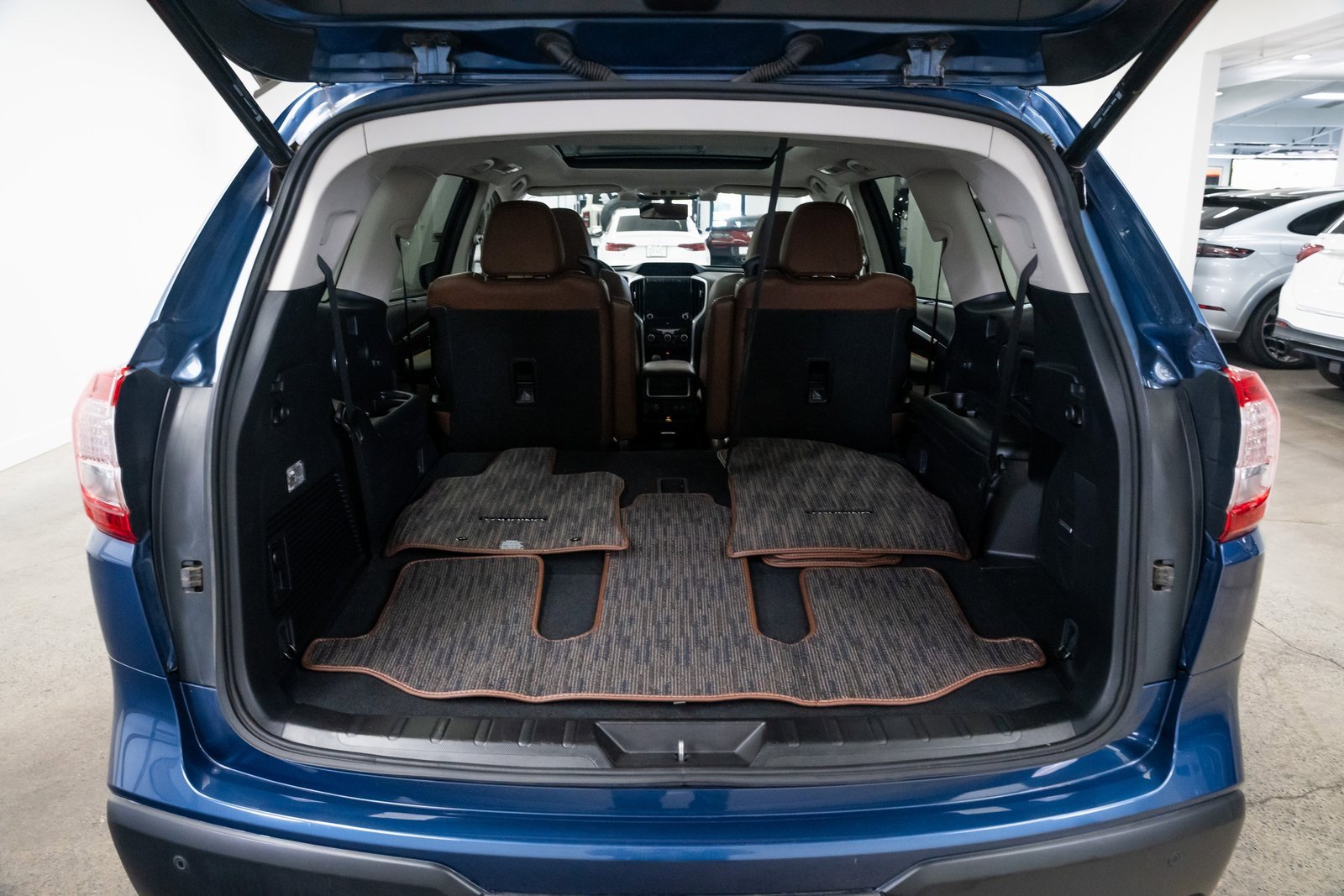 Used 2022 Subaru Ascent Touring image 8