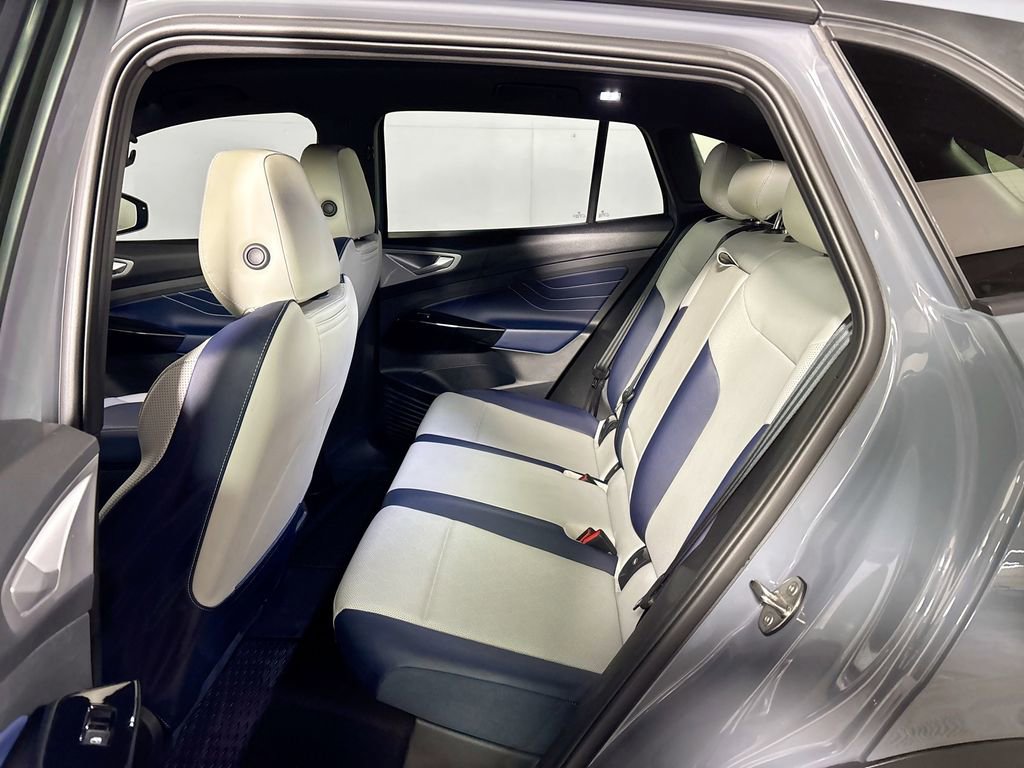 Certified 2025 Volkswagen ID.4 Pro S image 21