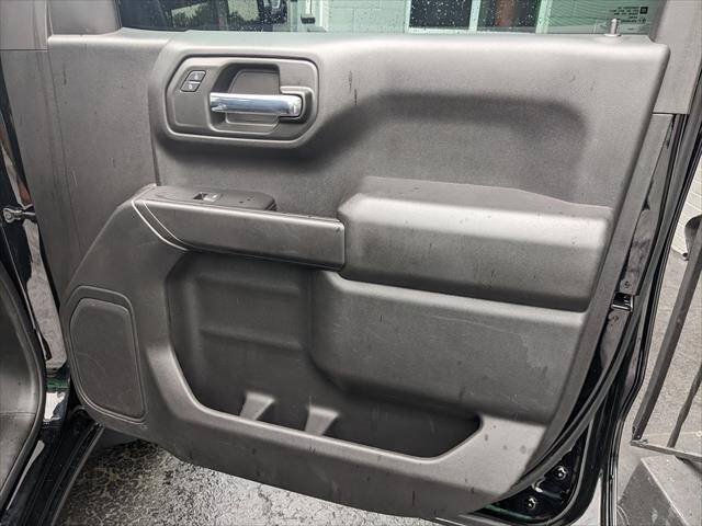 Used 2023 Chevrolet Silverado 1500 Custom w/ LPO, Dark Essentials Package AWD/4WD image 20