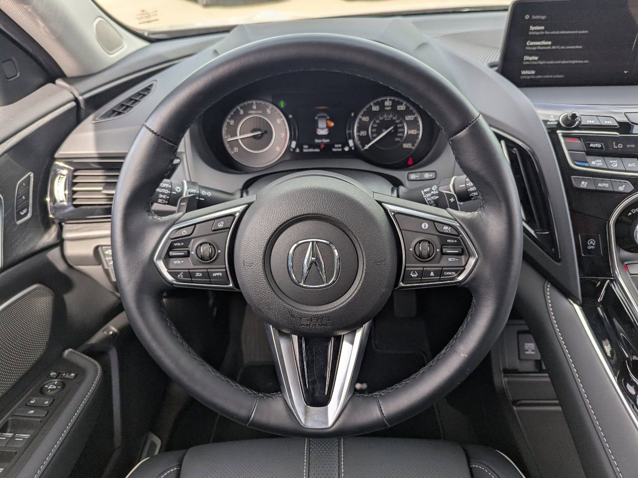 Certified 2025 Acura RDX SH-AWD w/ Advance Package image 25