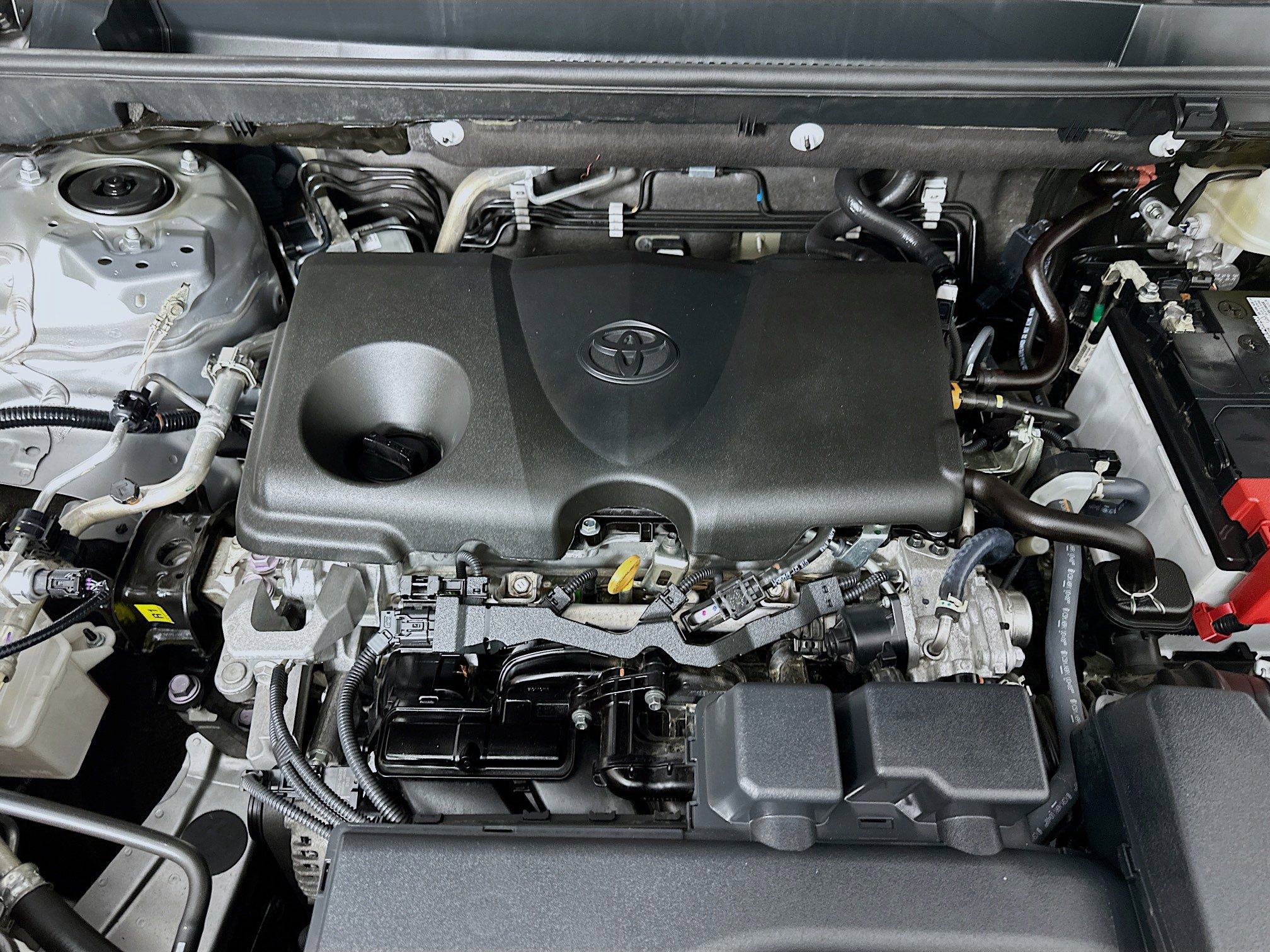 Used 2024 Toyota RAV4 XLE image 33