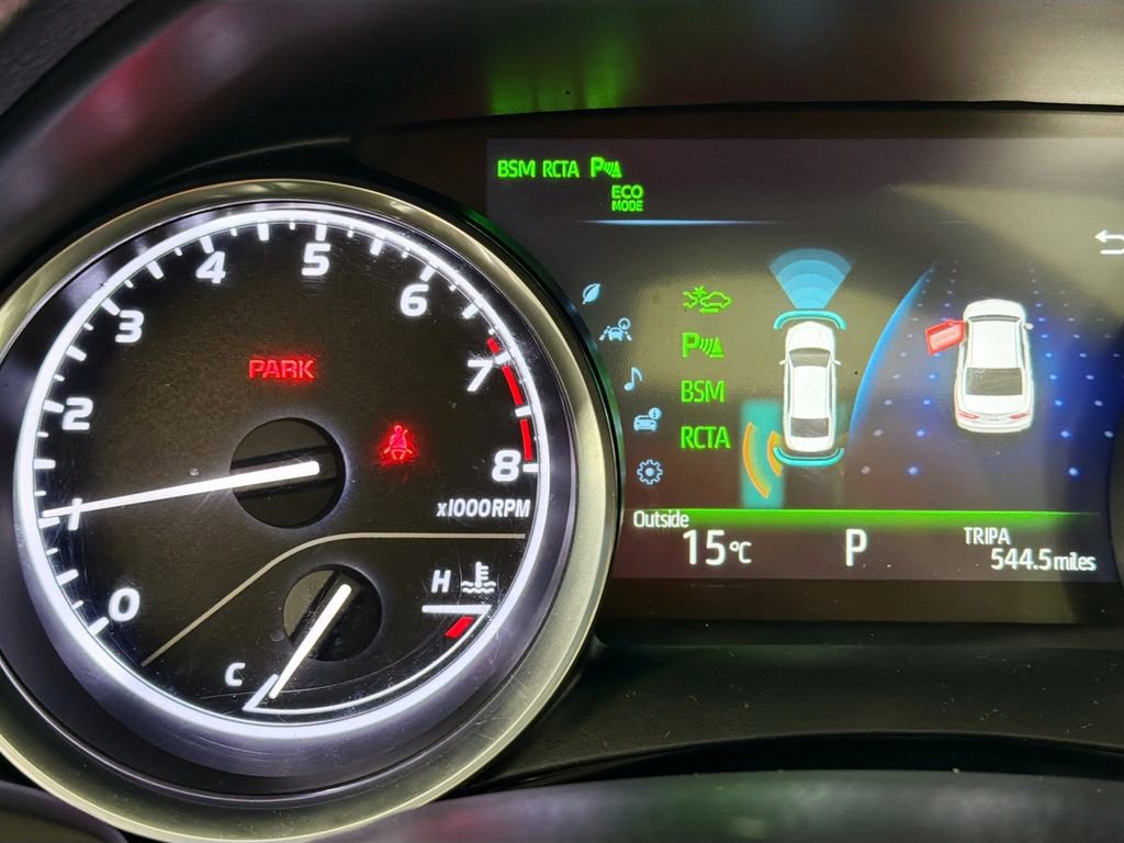 Used 2018 Toyota Camry L image 13