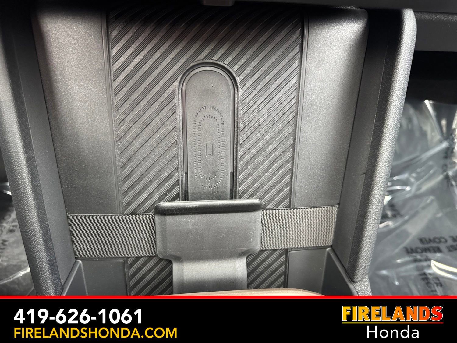 Used 2025 MINI Cooper 2-Door Hardtop FWD image 22